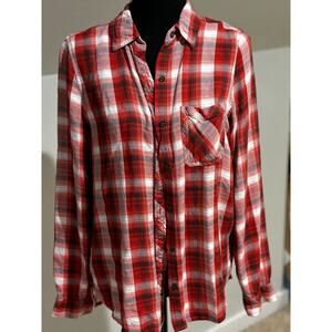 Universal Threads Size M Red Plaid Shirt Cowgirl holiday Boho rodeo cozy capsule